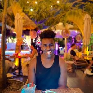 Meet your Posher, Marlvin